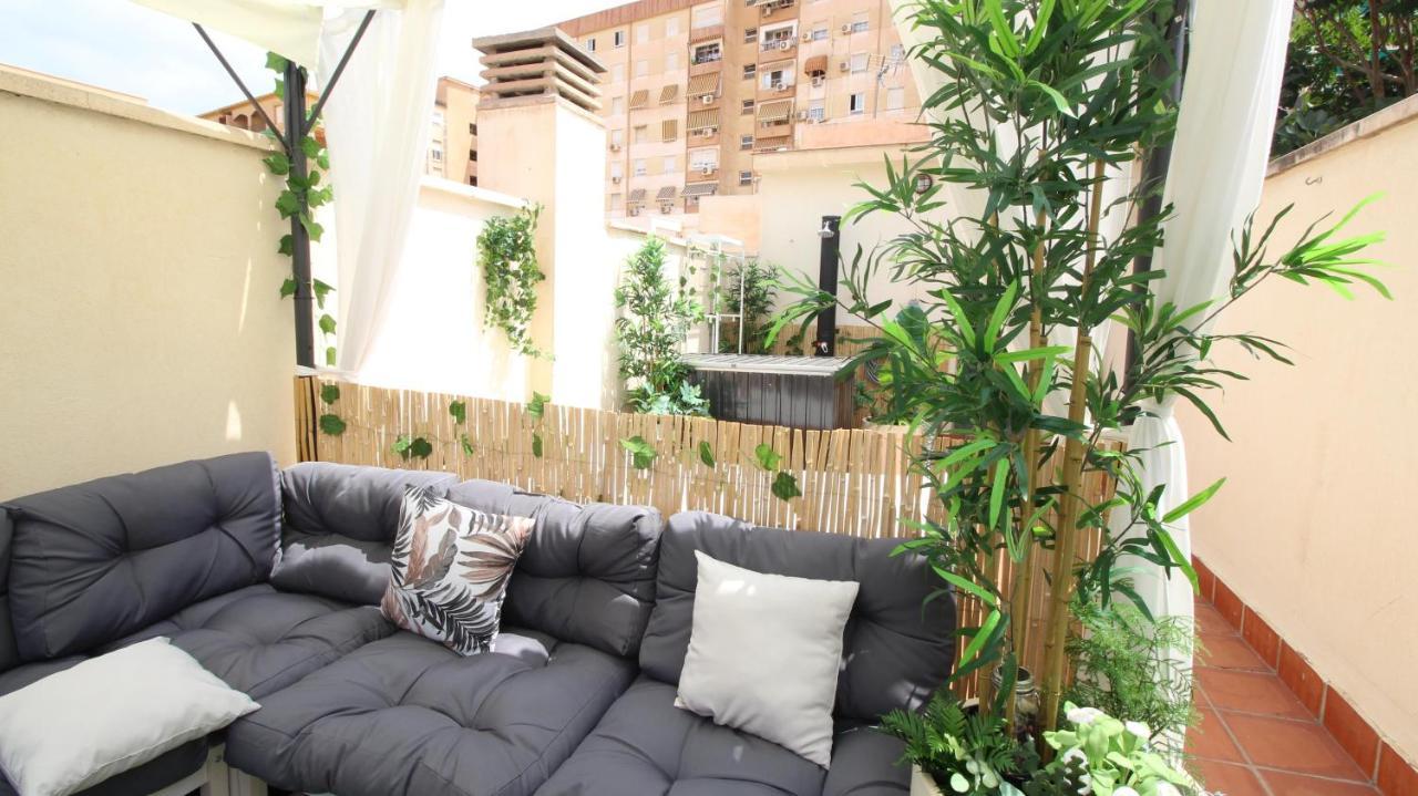 Del Parque Flats Atico Capuchinos Malaga Exterior photo